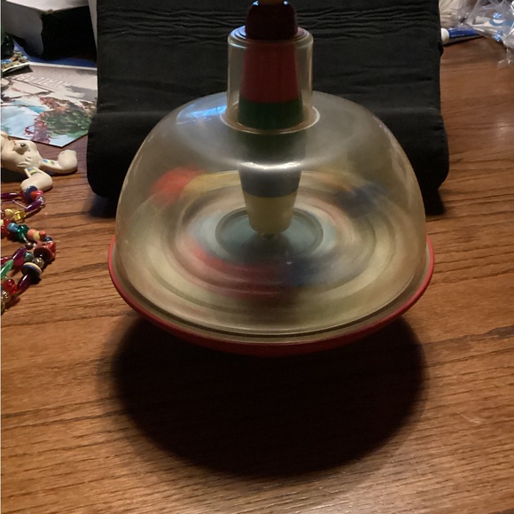 Vintage Spinning Top. Has different vehicles in it. - Picture 2 of 8